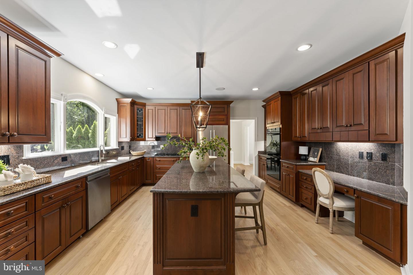 35 Stanwyck Rd Property Photo 11
