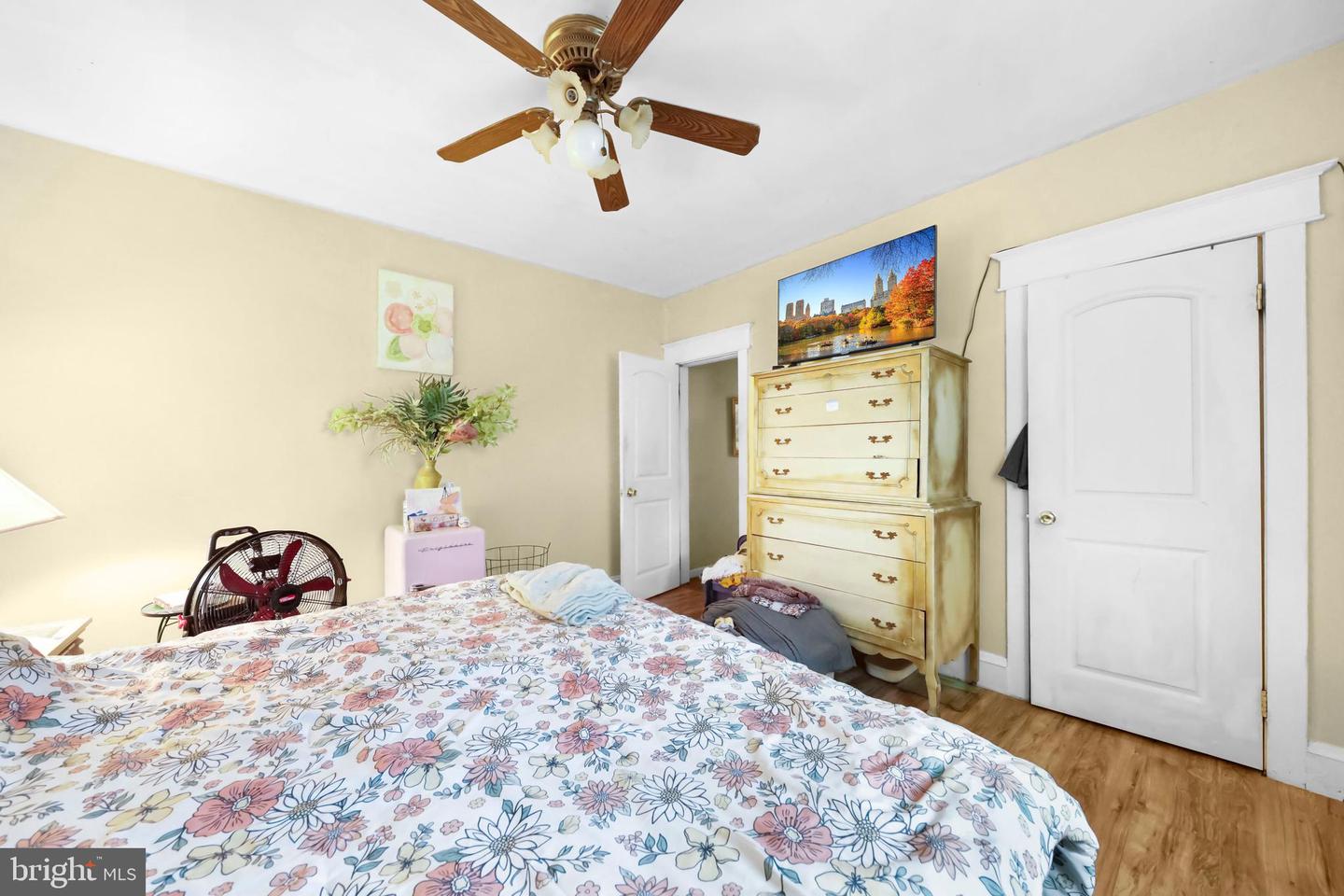 1243 Hornberger Ave Property Photo 5