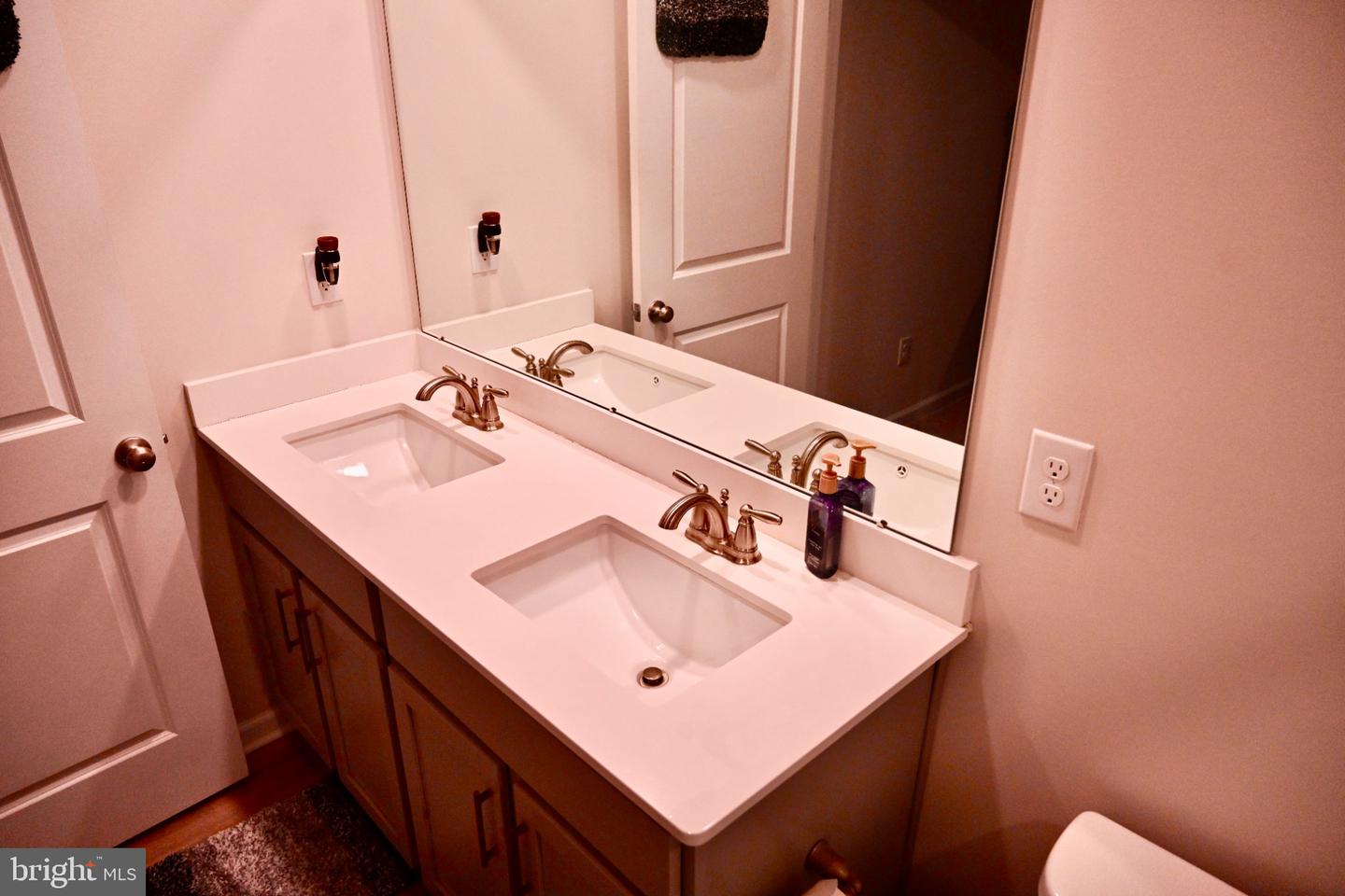 60 Nelson's Way Property Photo 10