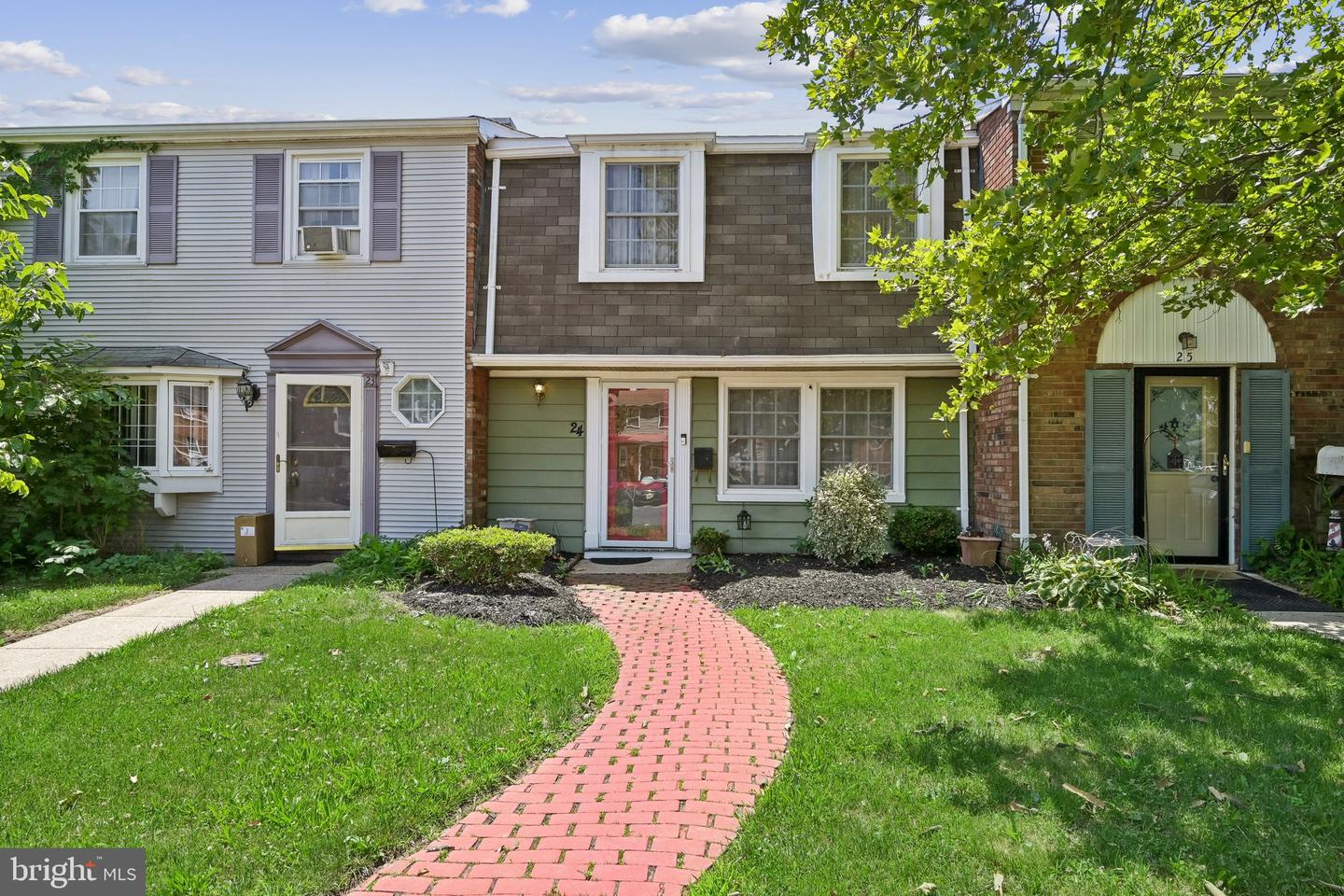 24 Rittenhouse Ct Property Photo 1