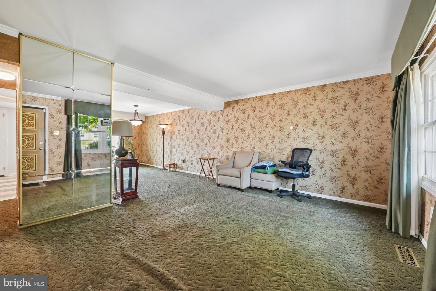24 Rittenhouse Ct Property Photo 3