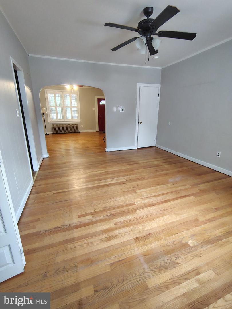 135 2nd Ave Property Photo 7