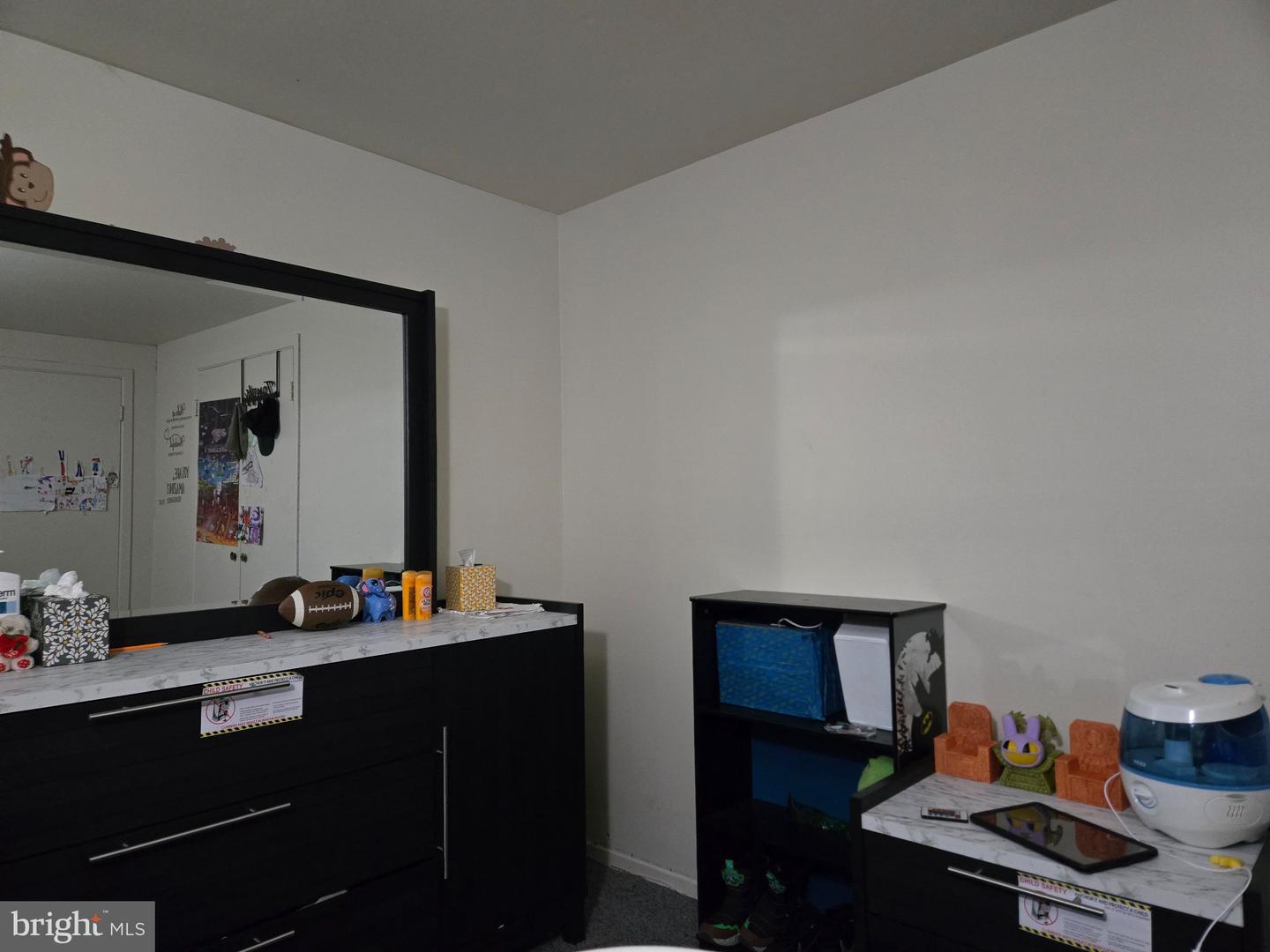 9 Hornblende Ln Property Photo 17