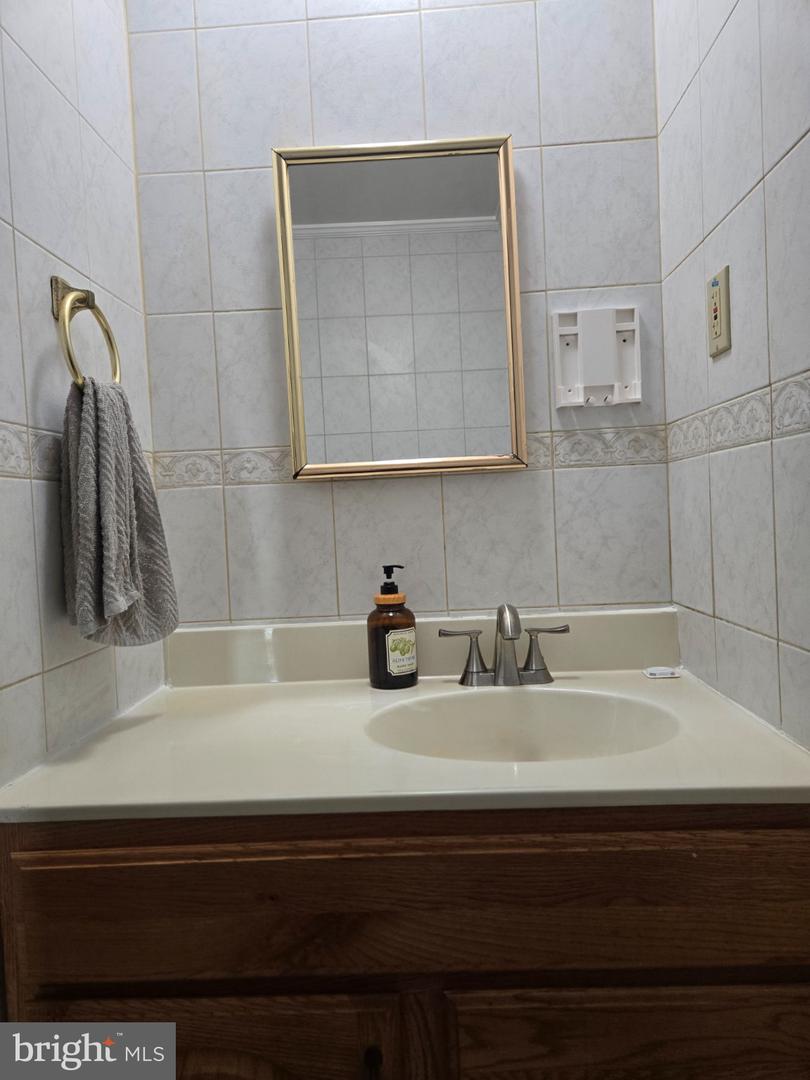 9 Hornblende Ln Property Photo 21