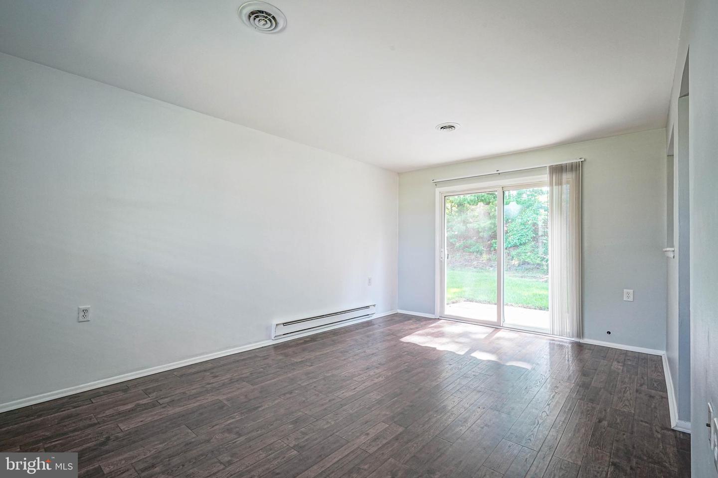 22 Kingston Way Property Photo 14