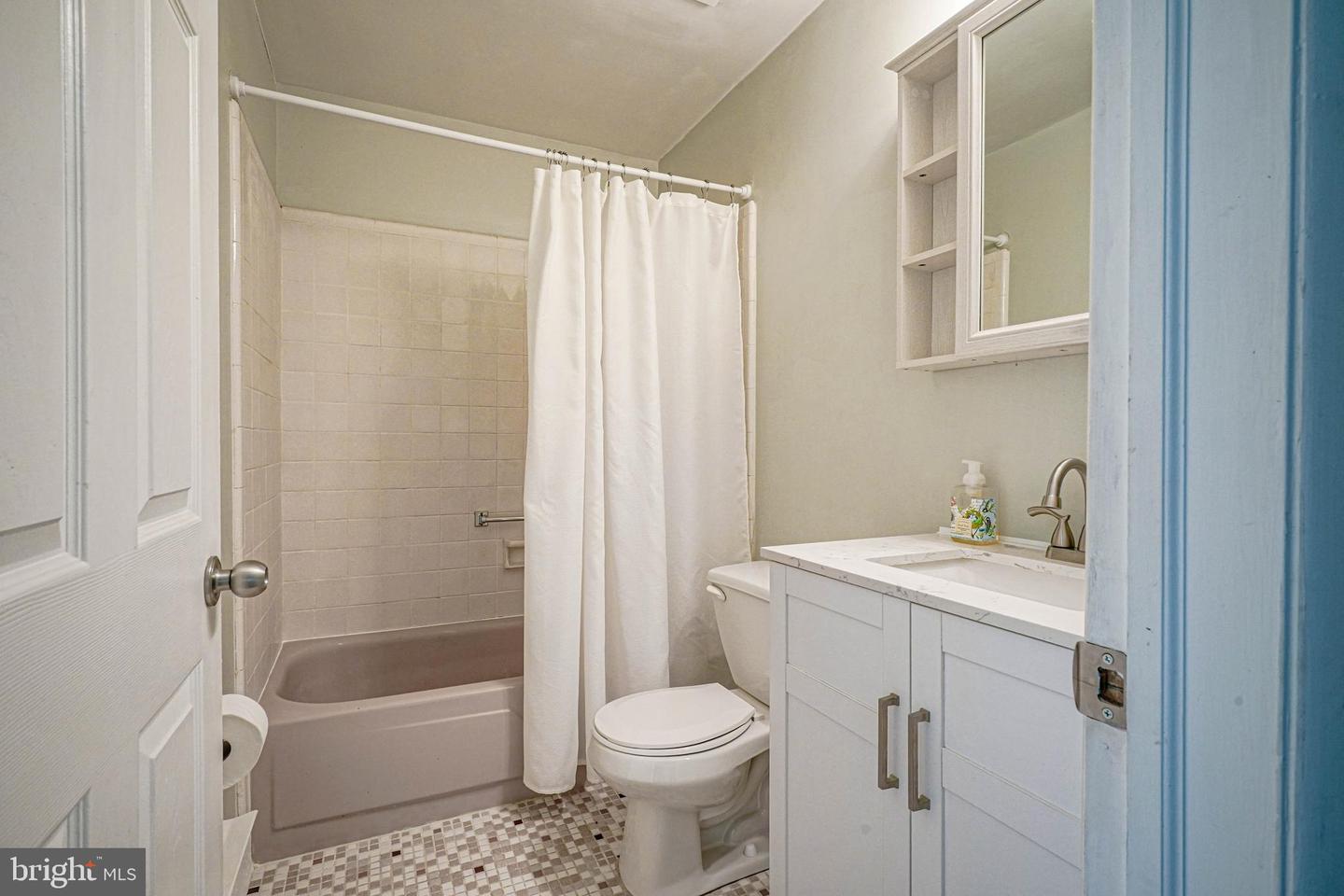 22 Kingston Way Property Photo 21