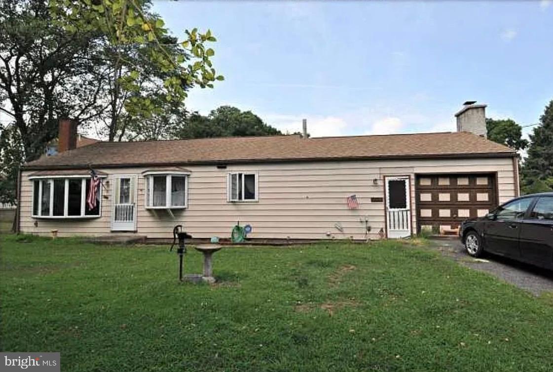 2091 Old York Rd Property Photo 1