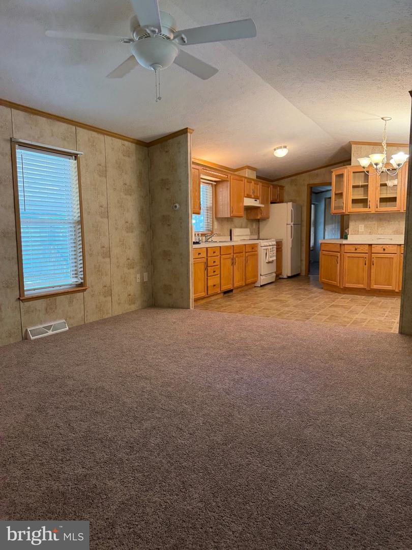 59 Dogwood E Property Photo 9