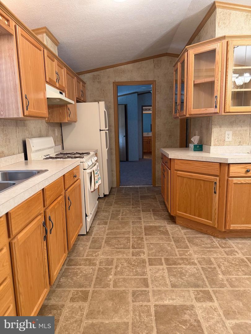 59 Dogwood E Property Photo 12