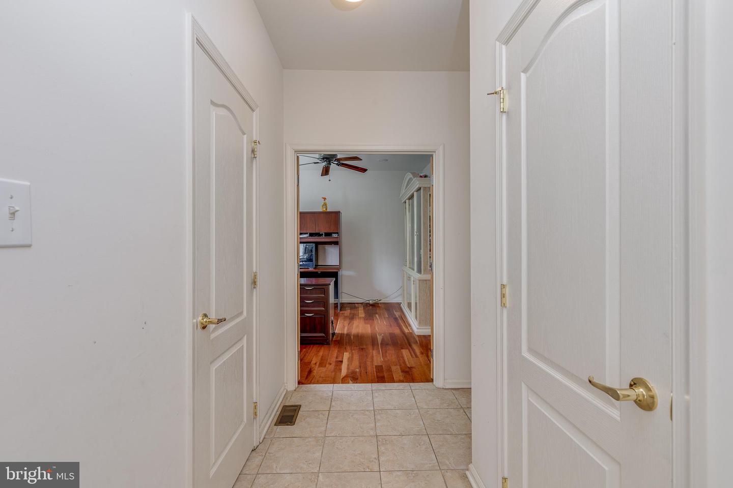 506 Quarter Moon Ct Property Photo 13