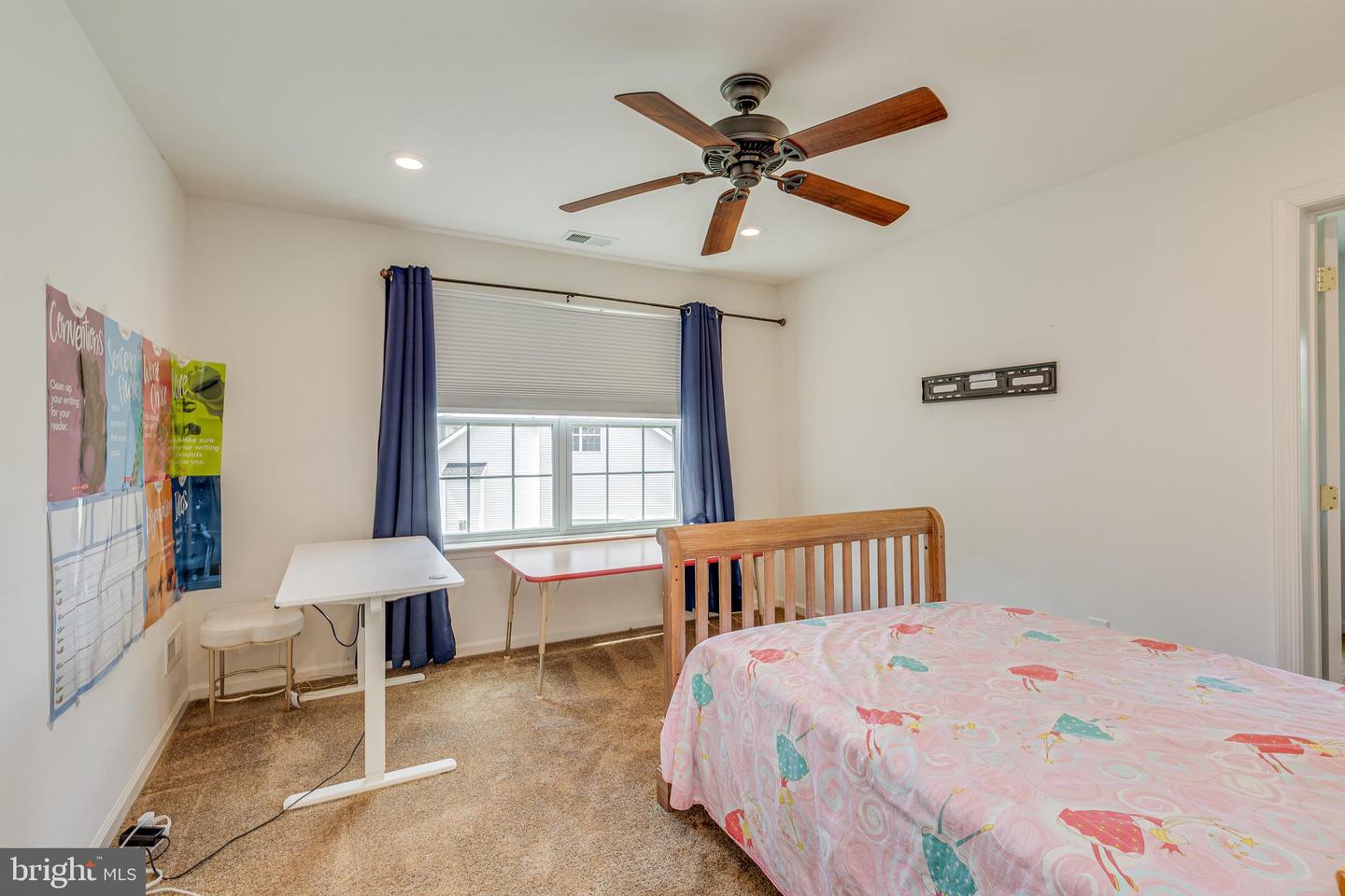 506 Quarter Moon Ct Property Photo 15