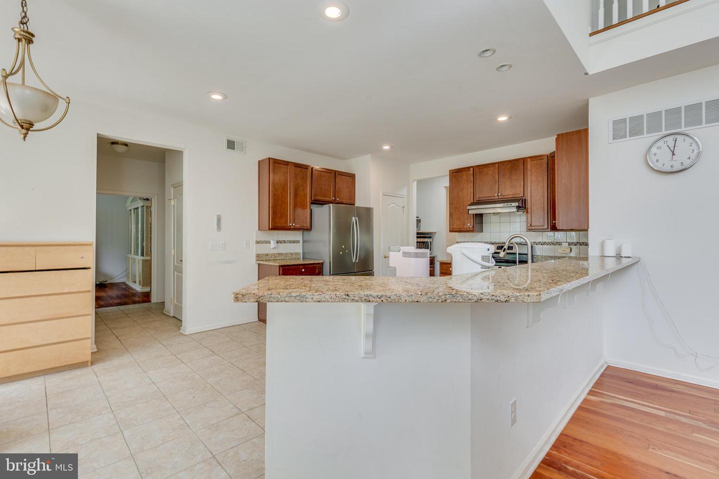 506 Quarter Moon Ct Property Photo 20