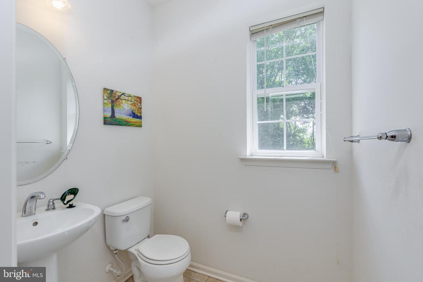 506 Quarter Moon Ct Property Photo 25