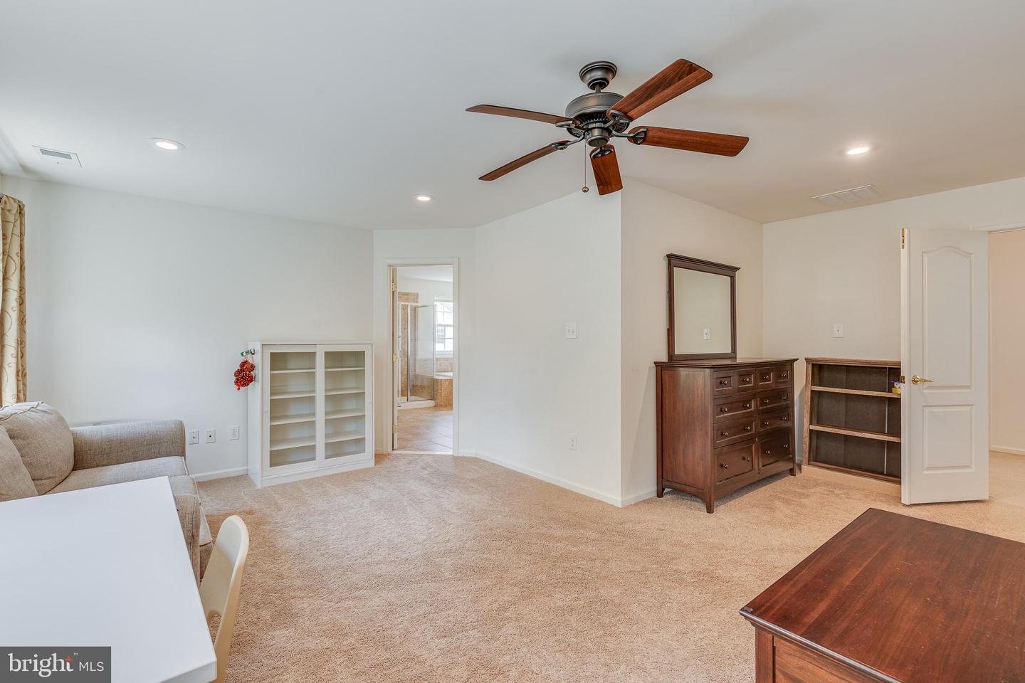 506 Quarter Moon Ct Property Photo 30