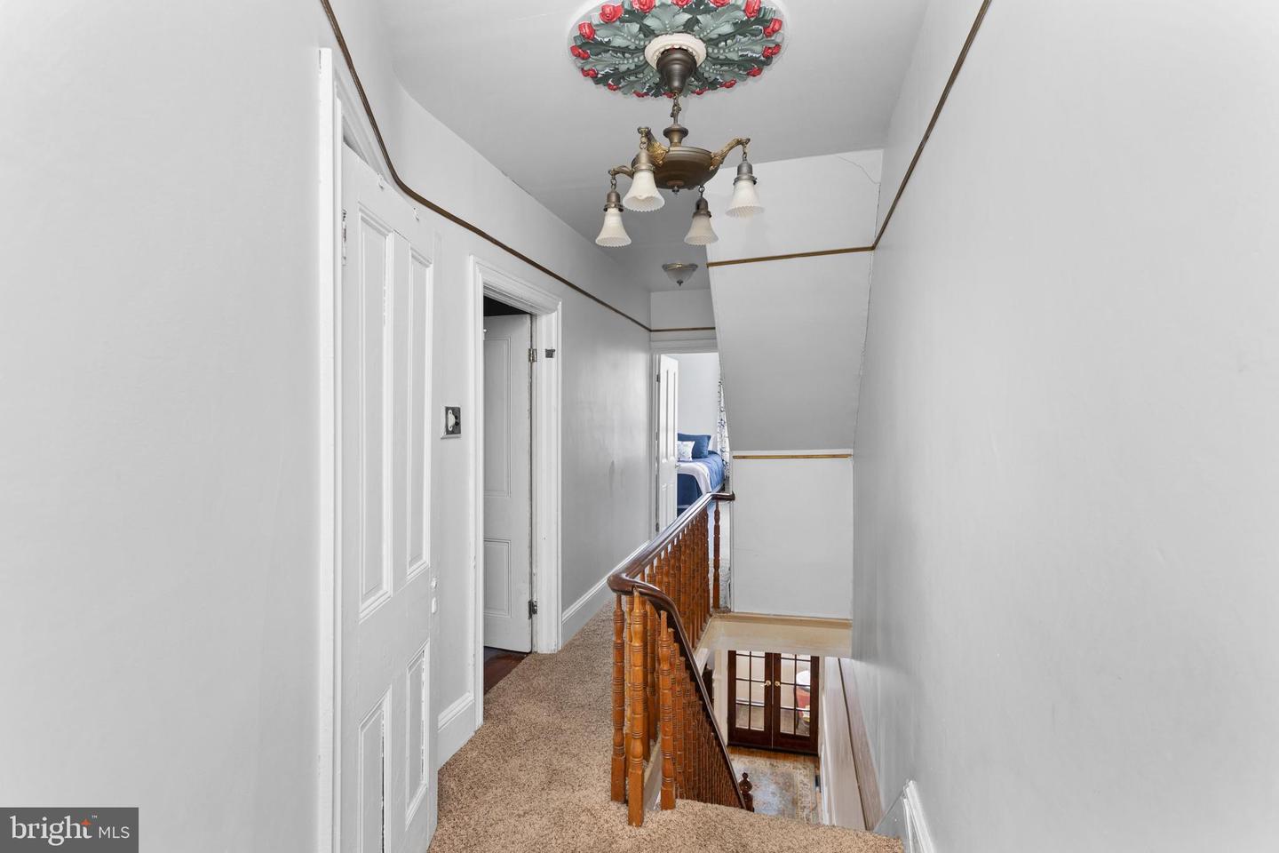 340 E Union St Property Photo 16