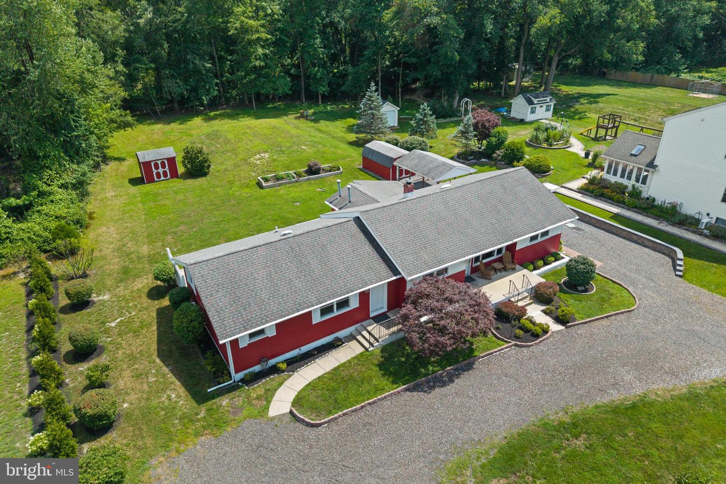 28 Skeet Rd Property Photo 2
