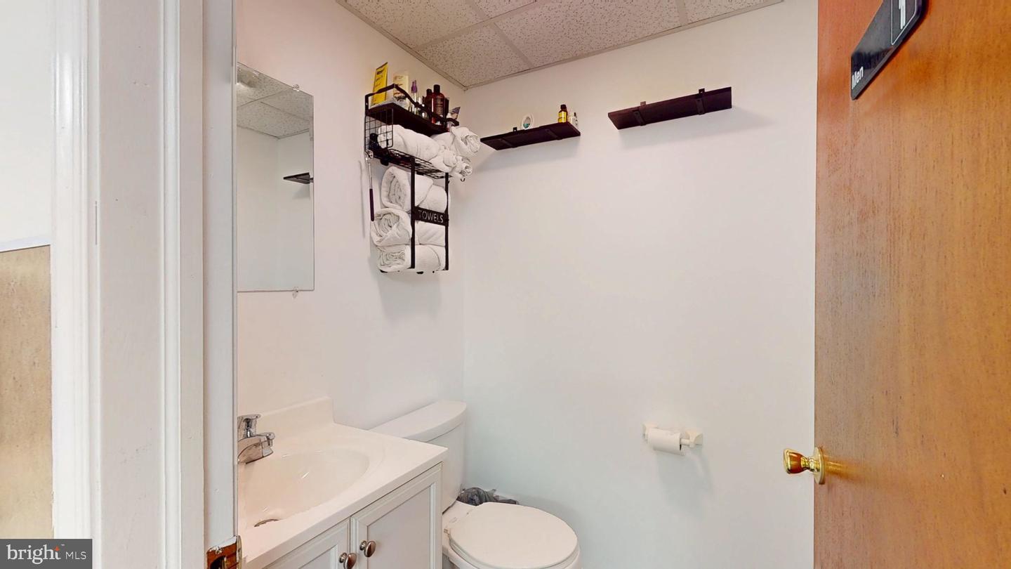 147 W Hampton St Property Photo 49