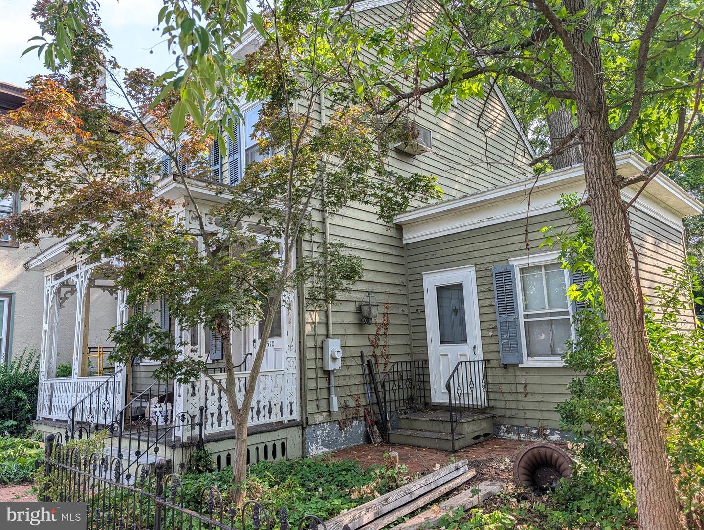 510 Farnsworth Ave Property Photo 1