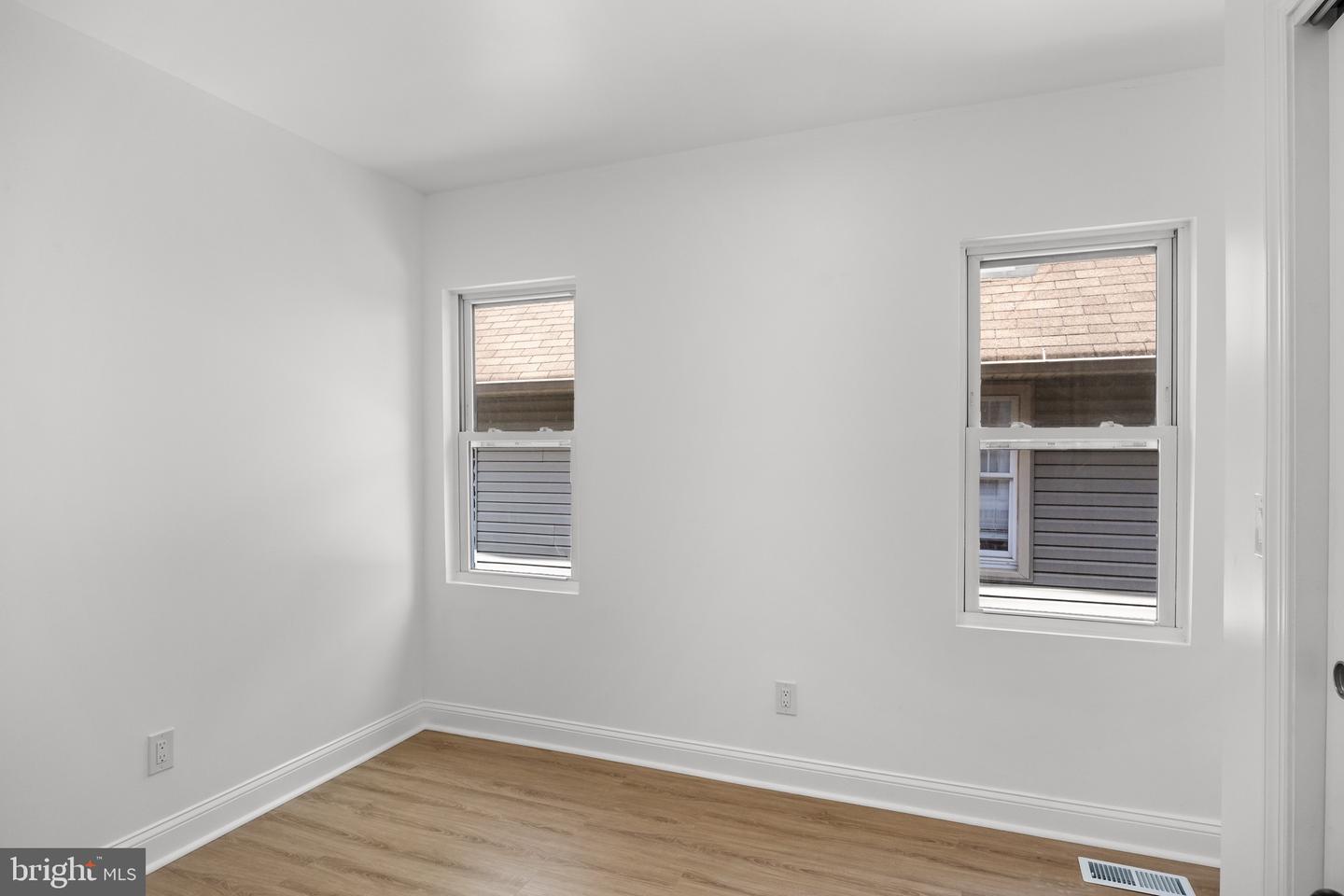 25 S Holly Ave Property Photo 13