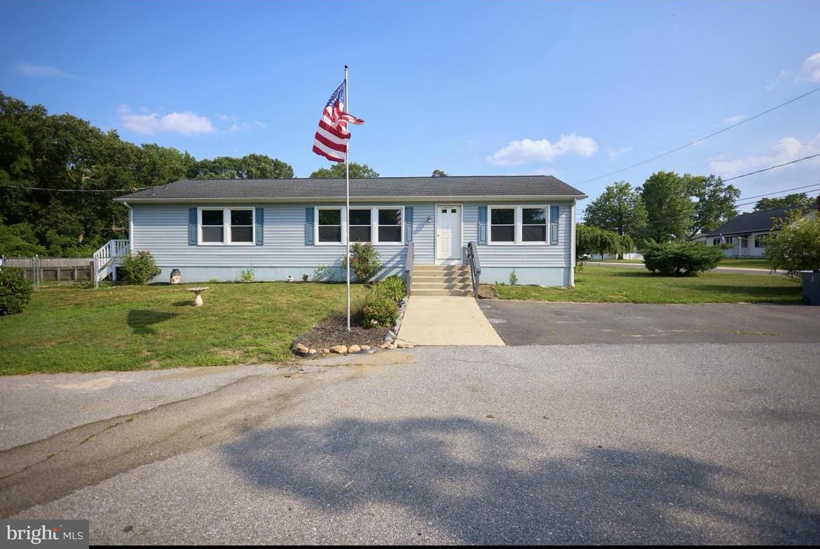 111 N Hunterdon Ave Property Photo 1