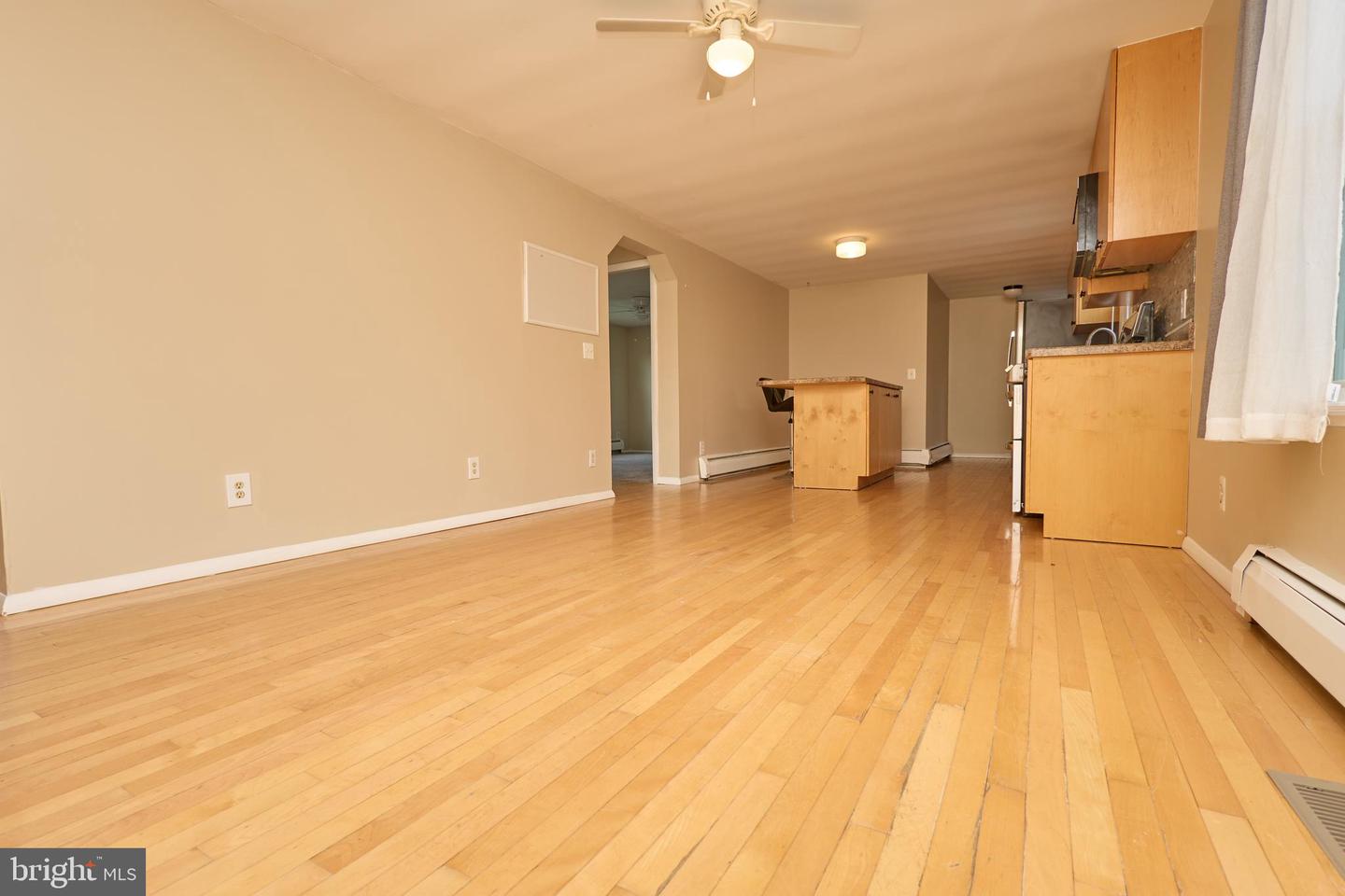 111 N Hunterdon Ave Property Photo 18