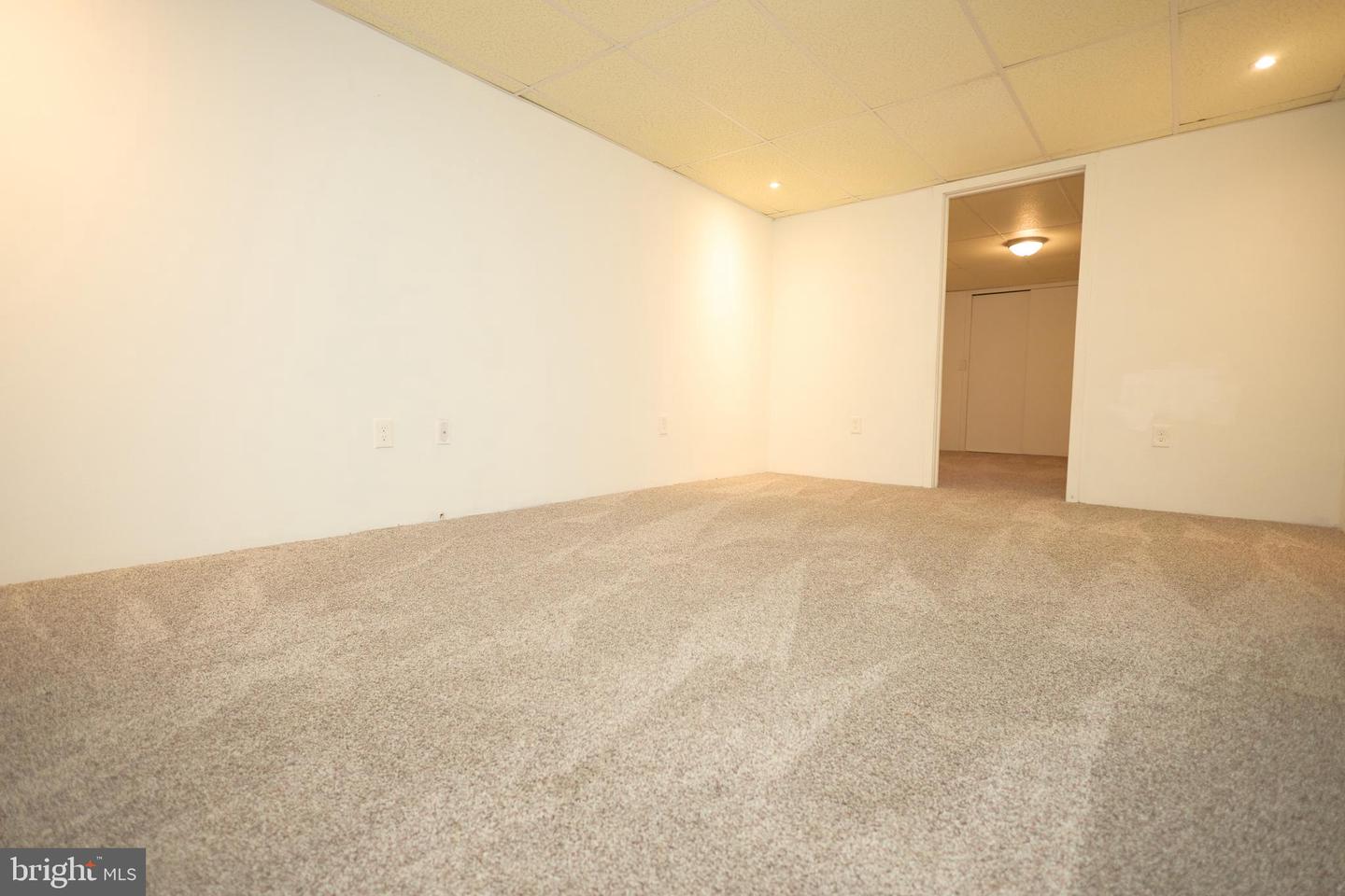 111 N Hunterdon Ave Property Photo 22