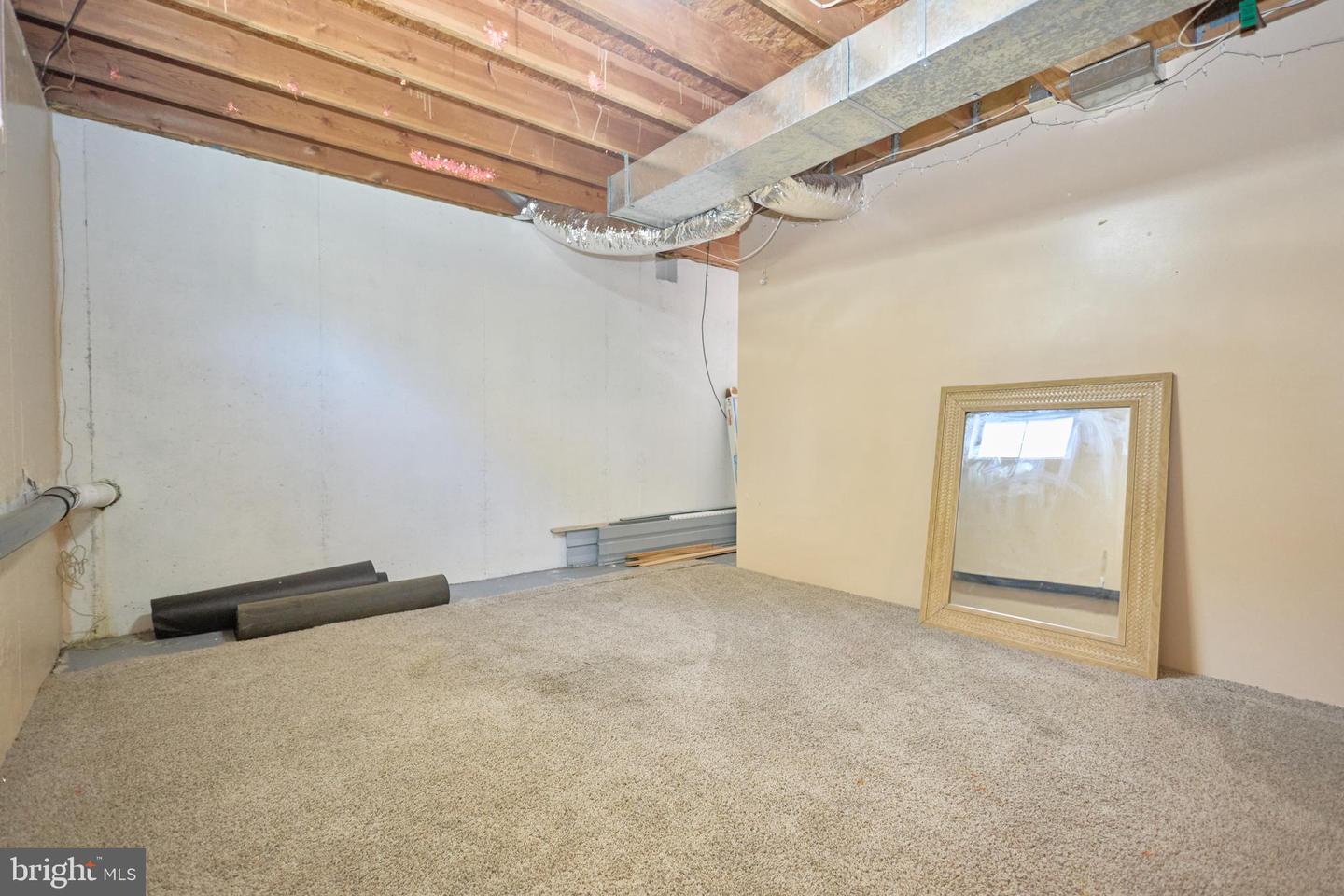 111 N Hunterdon Ave Property Photo 28