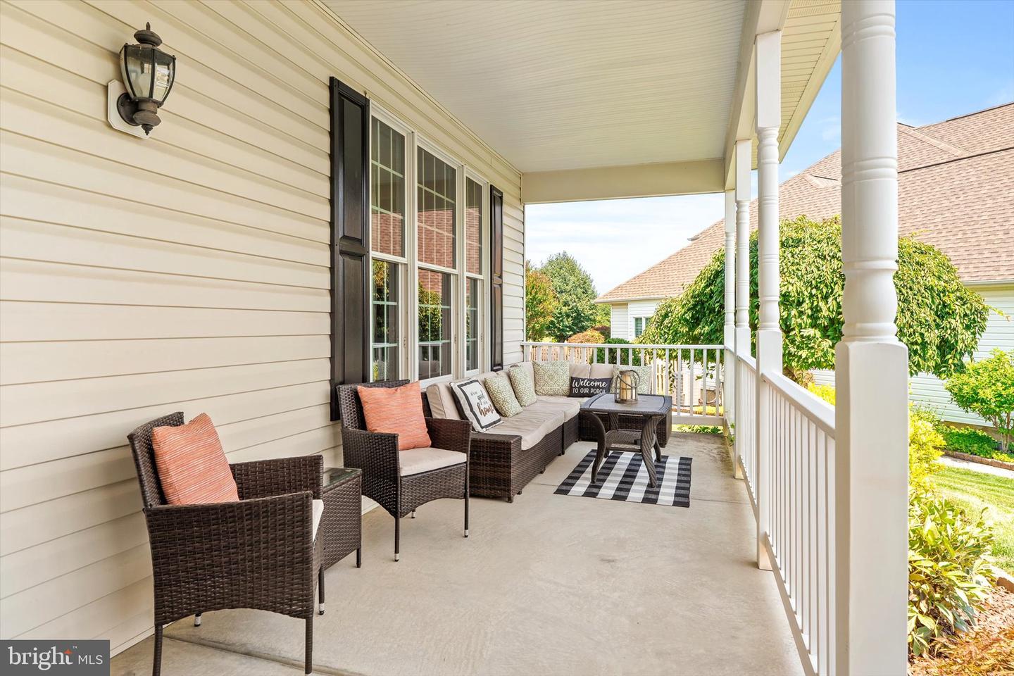 13 Cobblestone Ct Property Photo 2