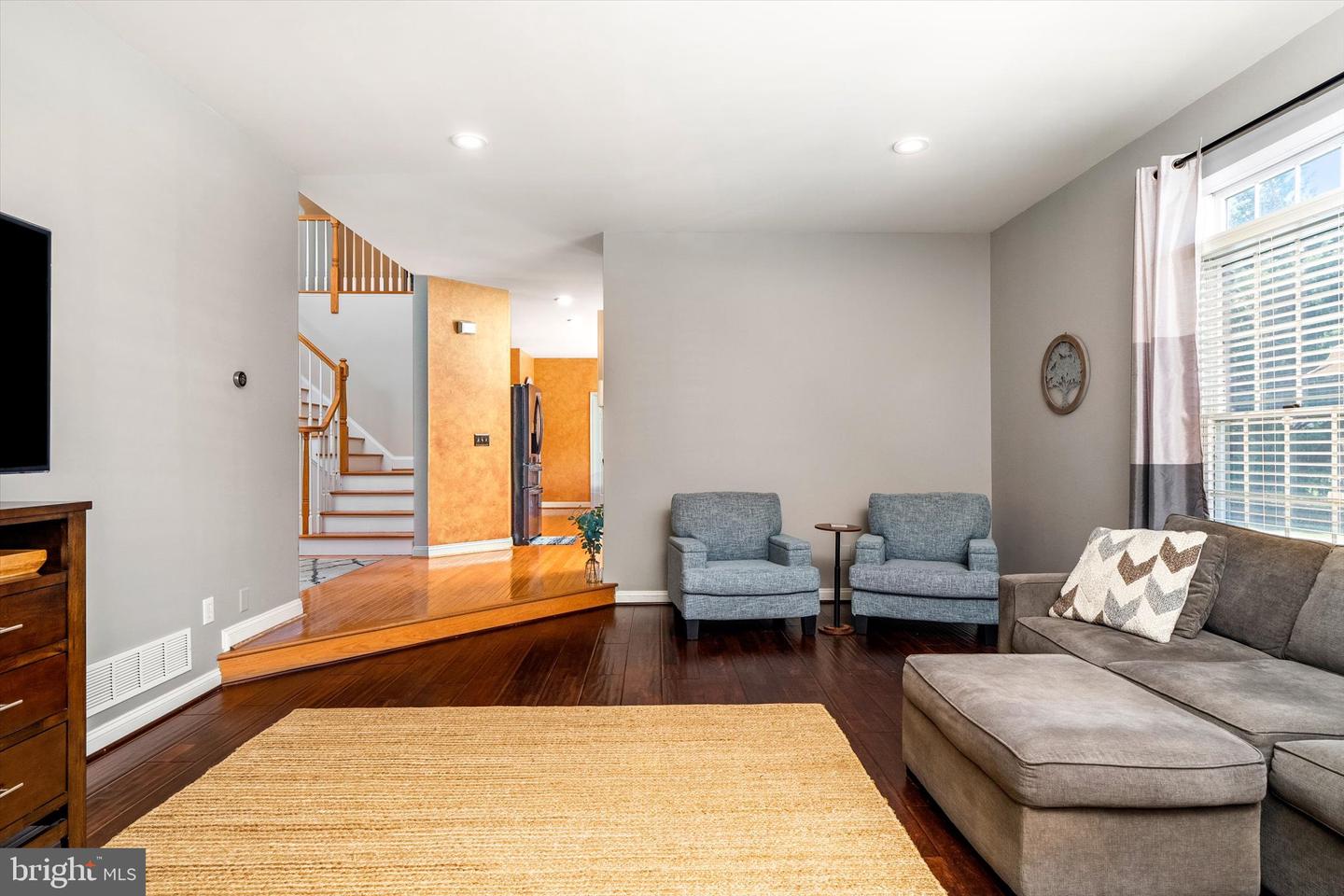 13 Cobblestone Ct Property Photo 8