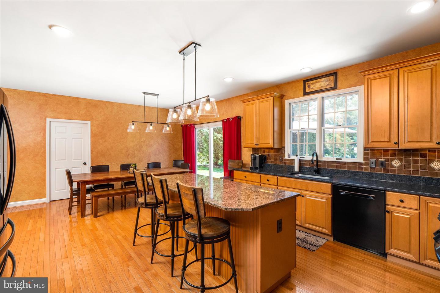 13 Cobblestone Ct Property Photo 9
