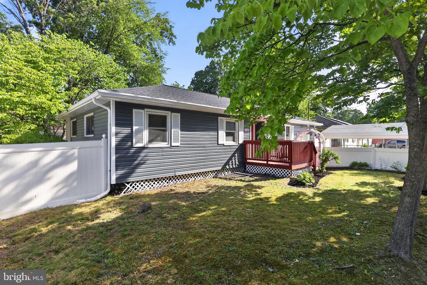 118 Carlisle St Property Photo 25