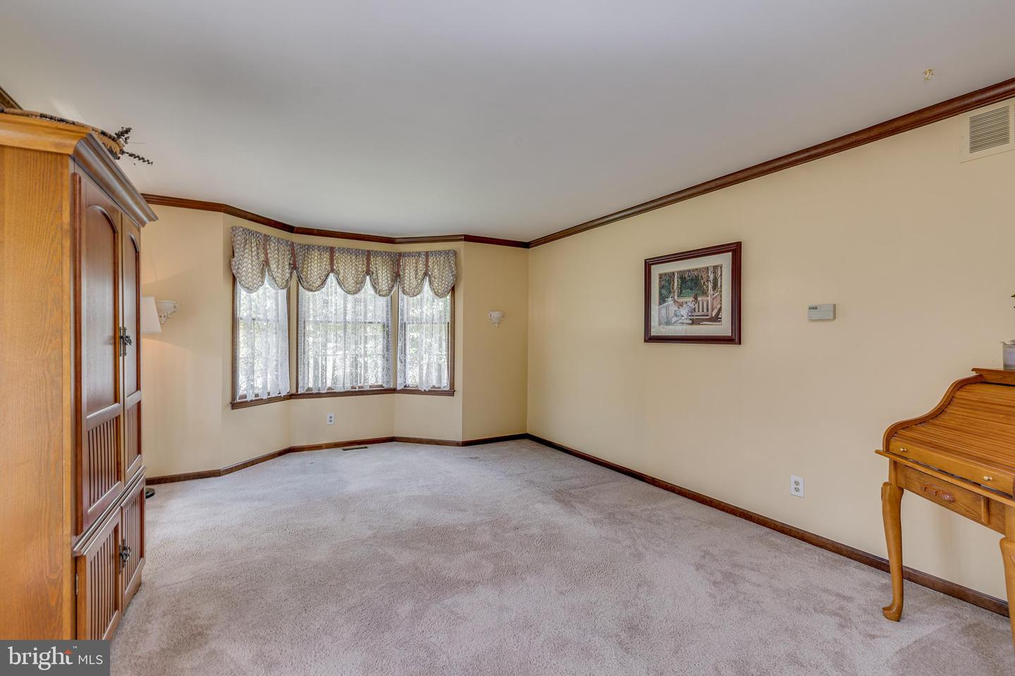 97 Branch St Property Photo 9