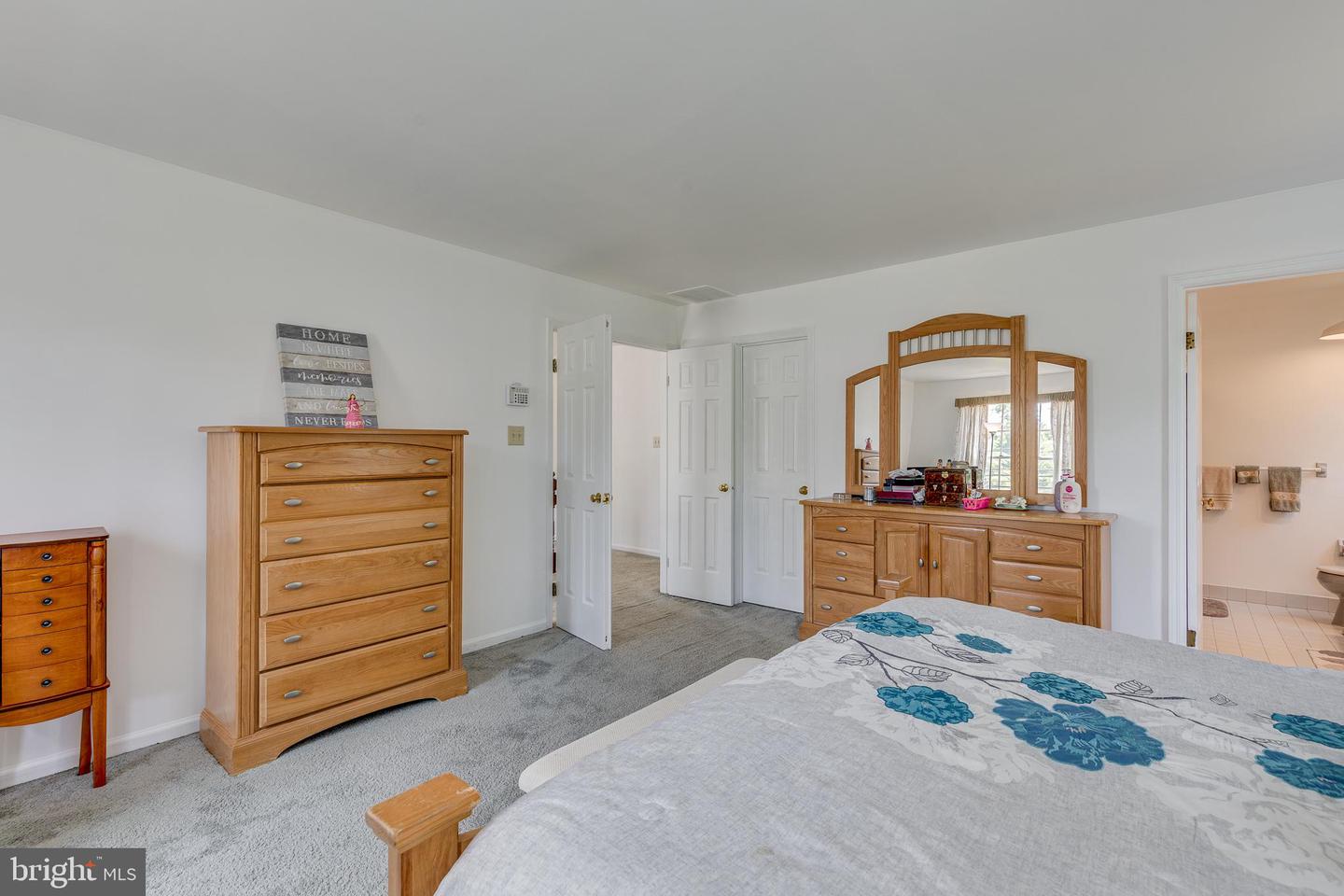 97 Branch St Property Photo 38