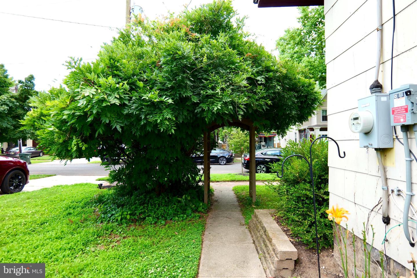 513--15 Cinnaminson St Property Photo 41