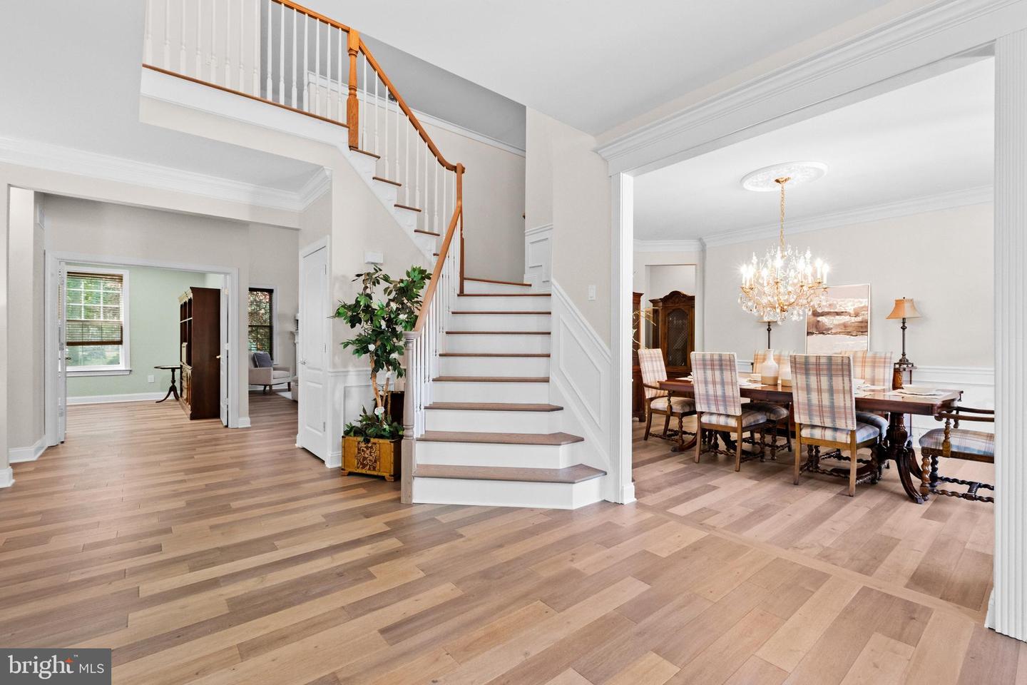 48 Sleepy Hollow Property Photo 8