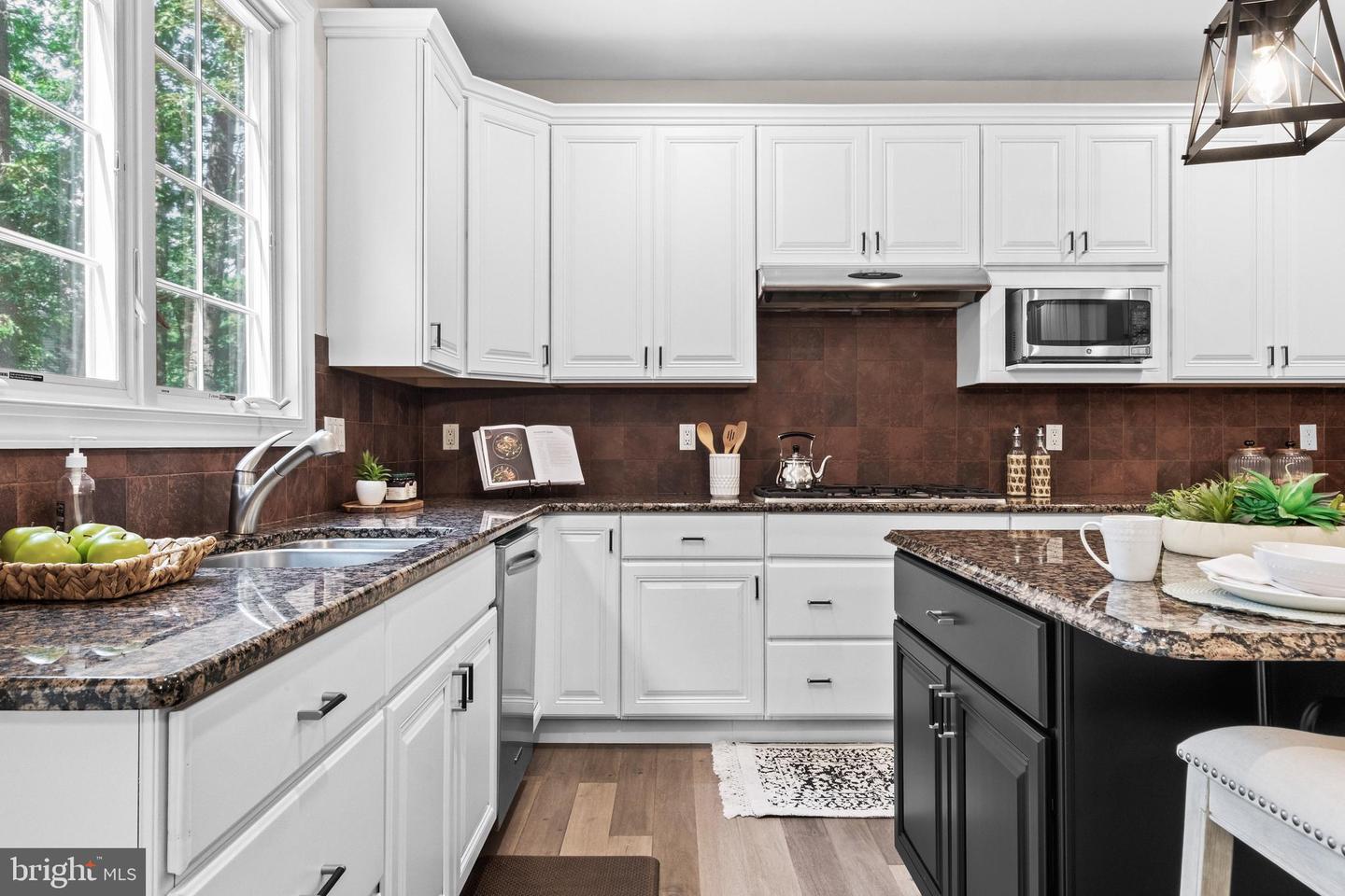 48 Sleepy Hollow Property Photo 24