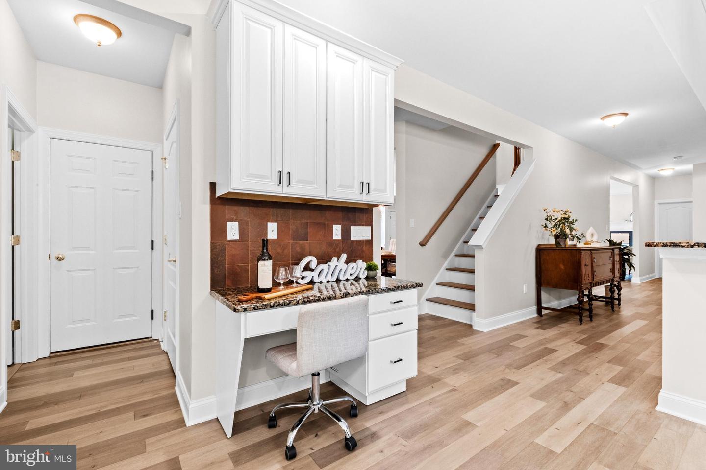 48 Sleepy Hollow Property Photo 25