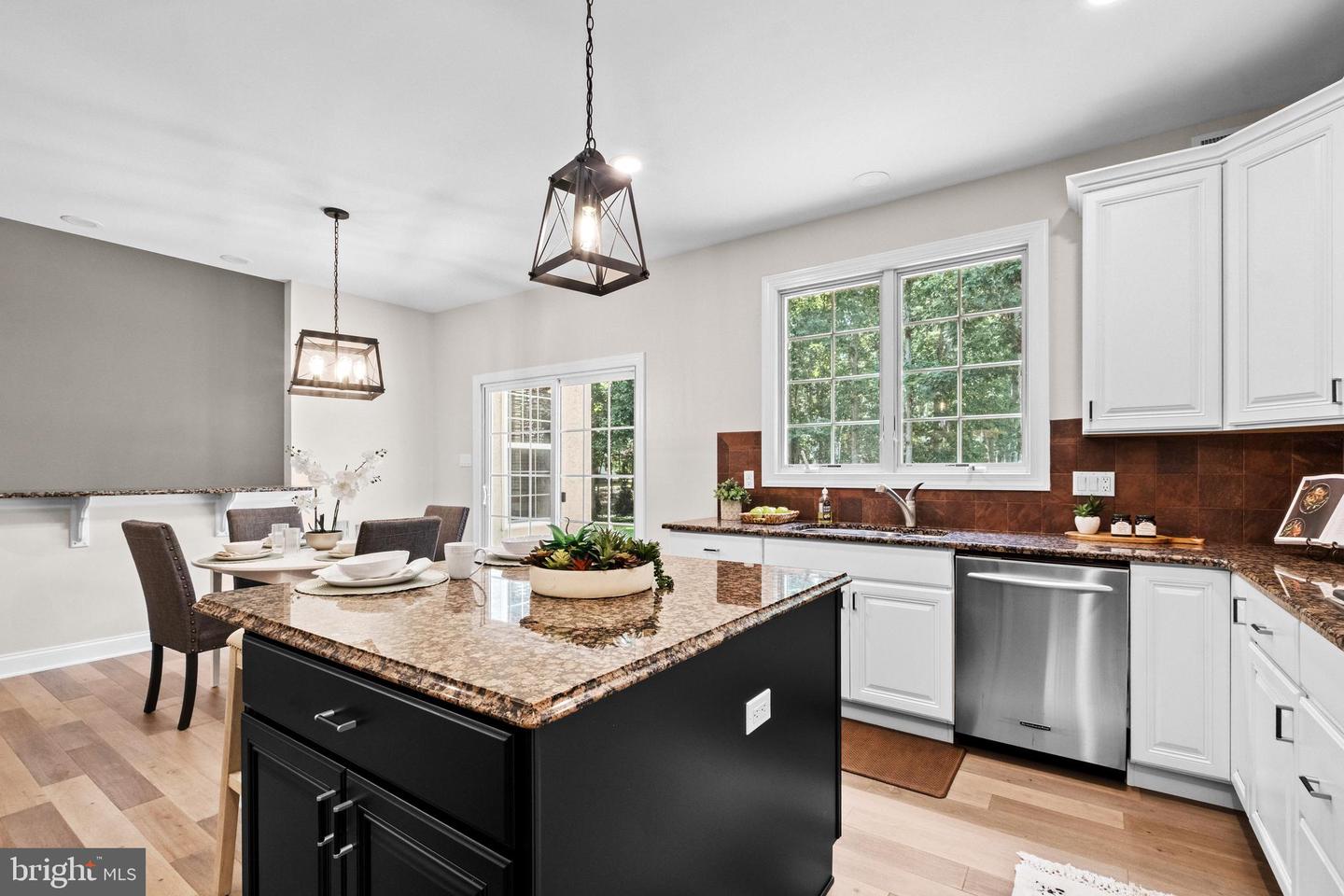 48 Sleepy Hollow Property Photo 27