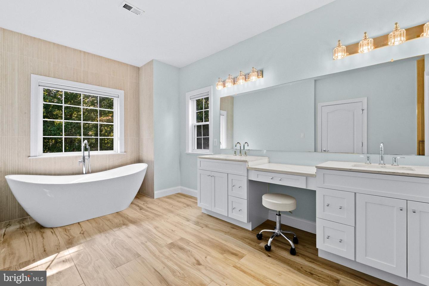48 Sleepy Hollow Property Photo 40