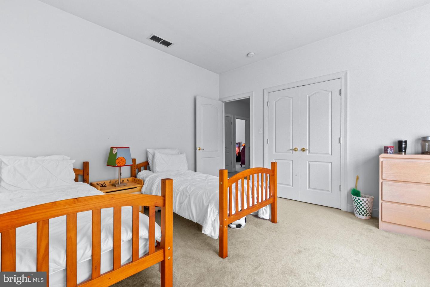 48 Sleepy Hollow Property Photo 44