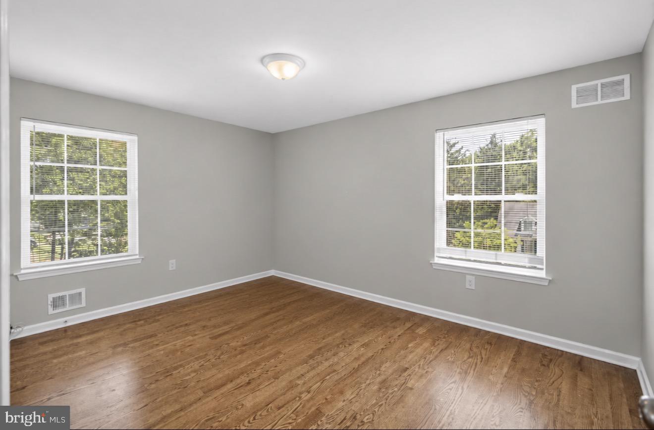 98 Budd Ave Property Photo 26