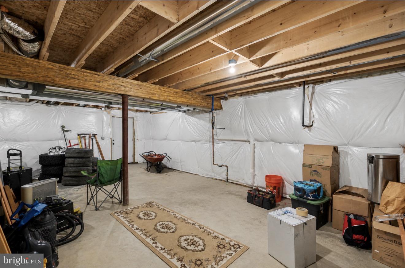 98 Budd Ave Property Photo 36