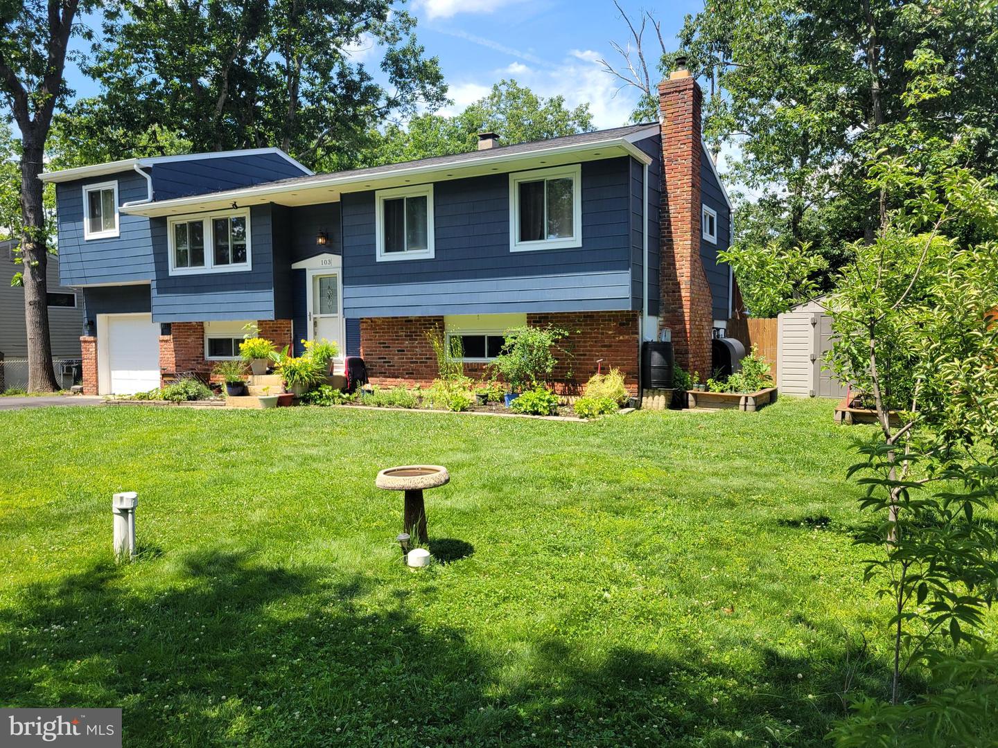 103 California Trl Property Photo 3