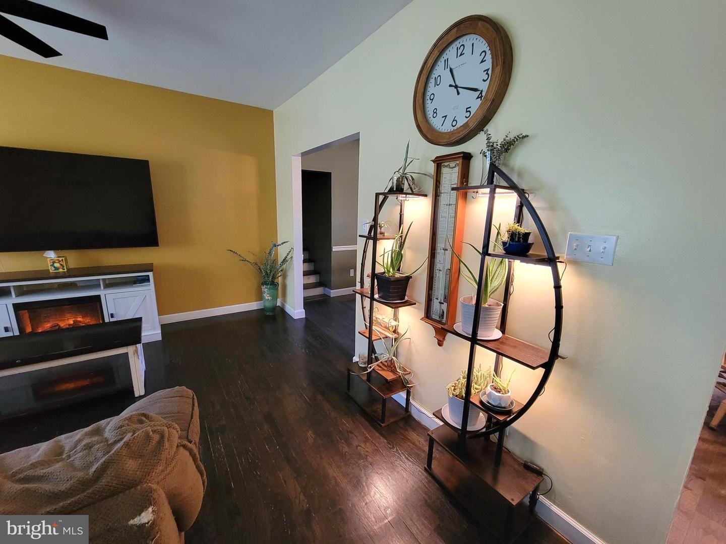 103 California Trl Property Photo 11
