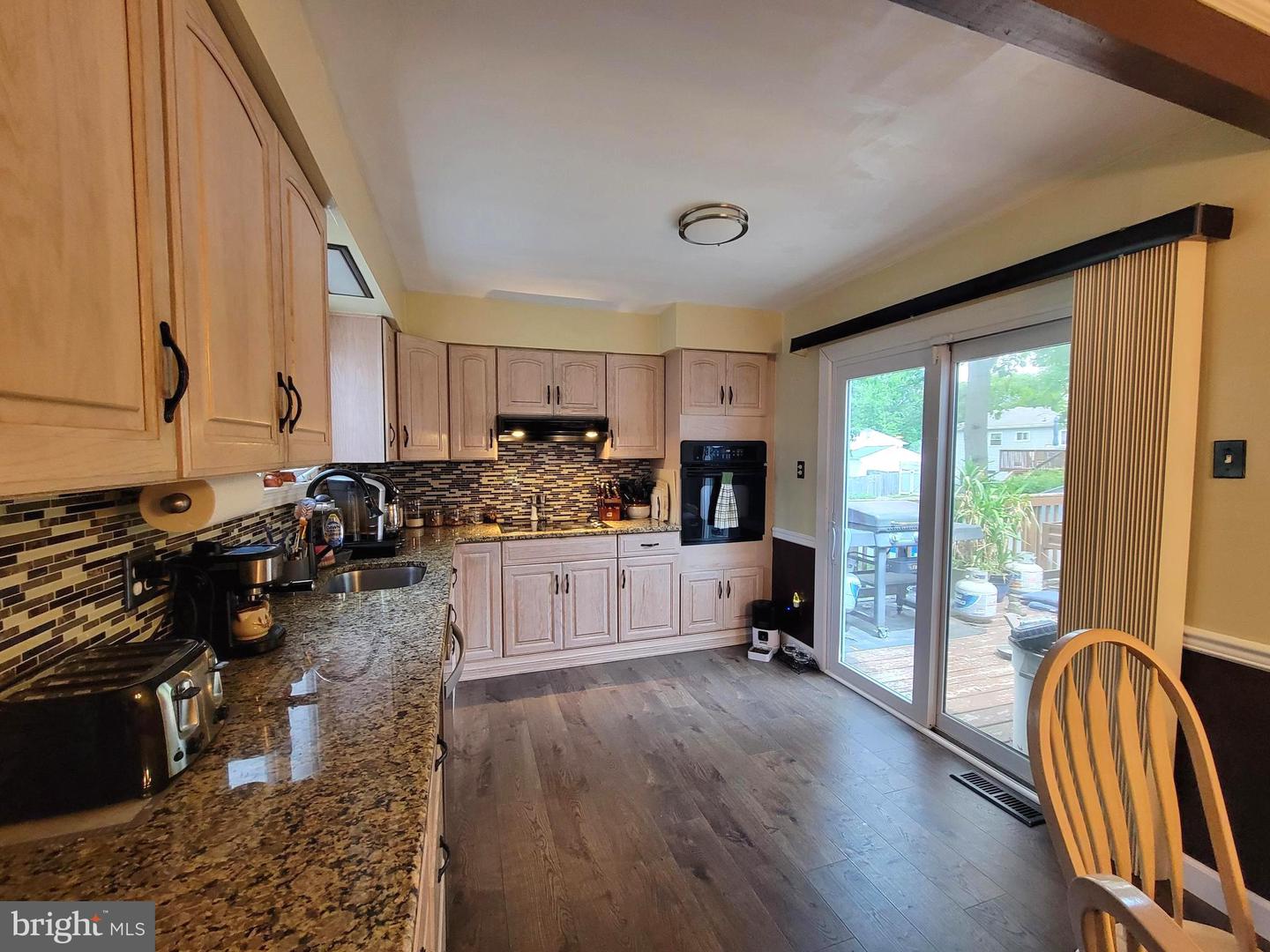 103 California Trl Property Photo 13