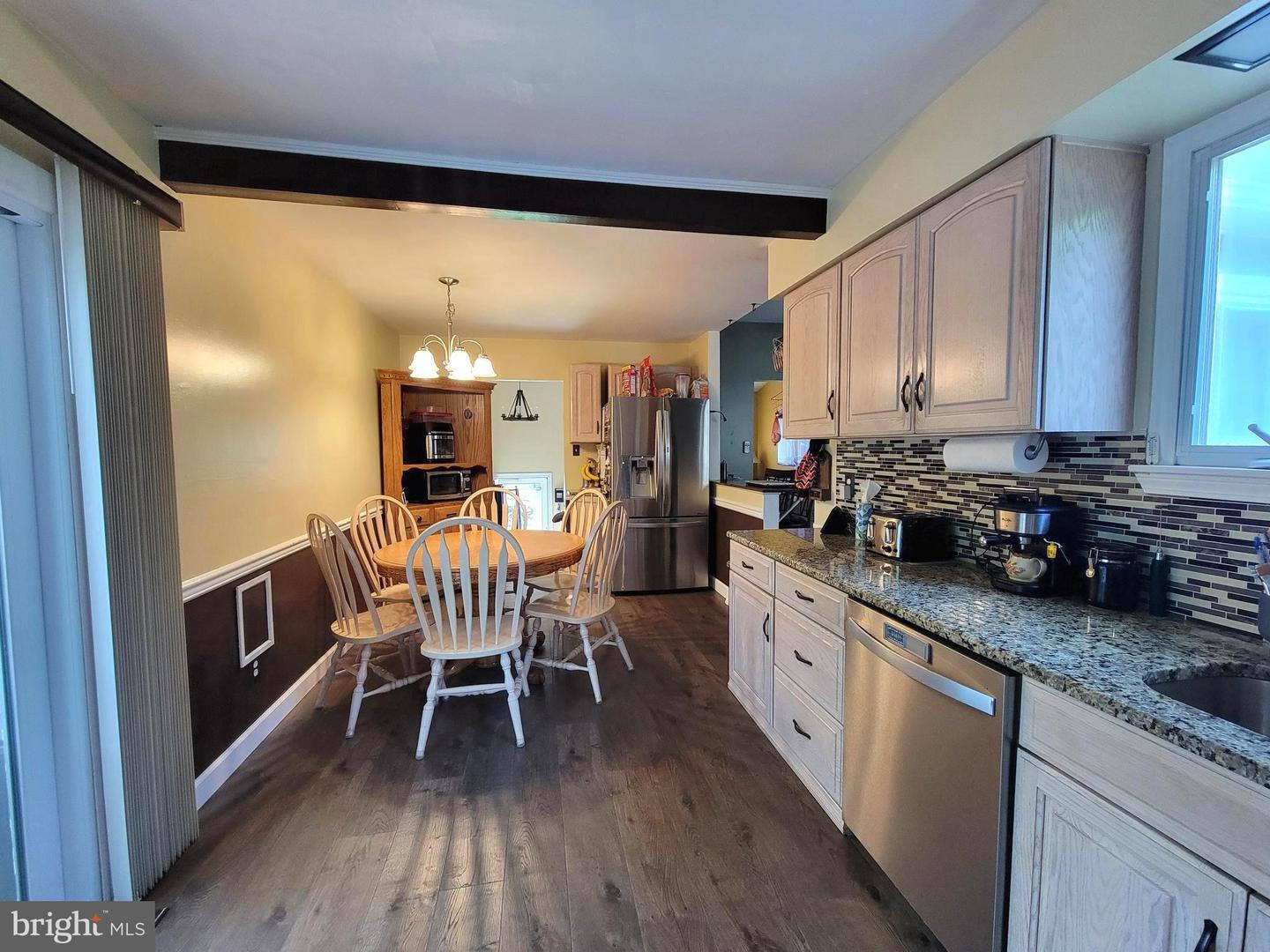 103 California Trl Property Photo 14