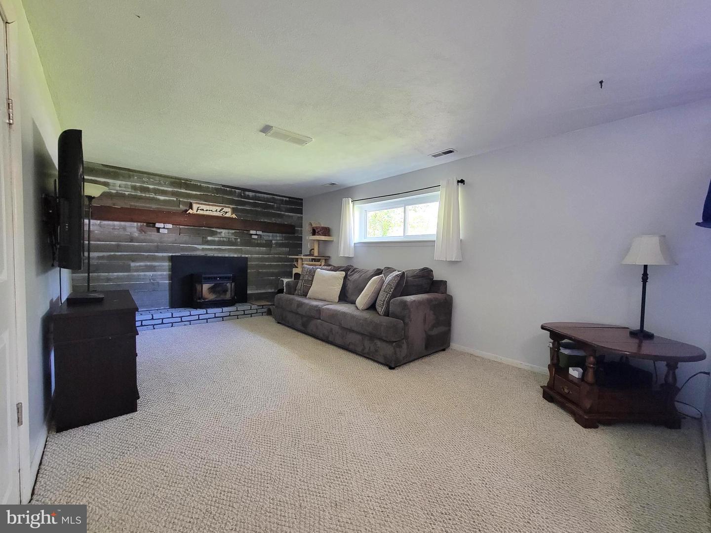 103 California Trl Property Photo 18