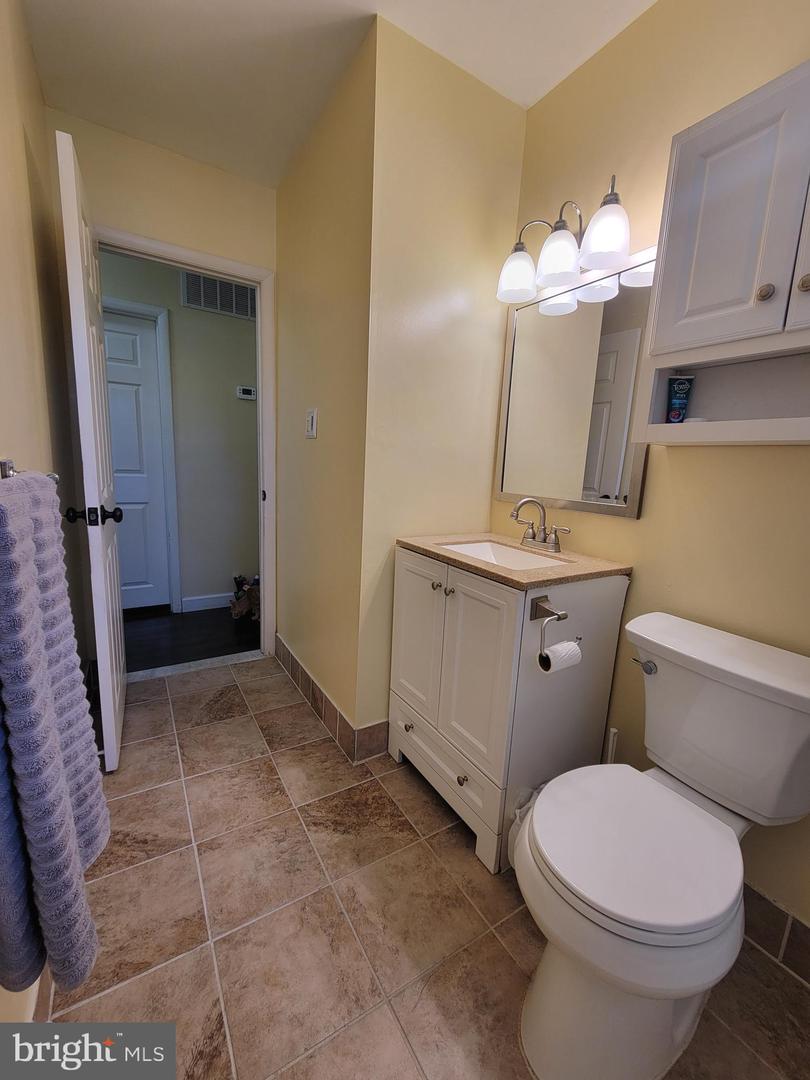 103 California Trl Property Photo 22