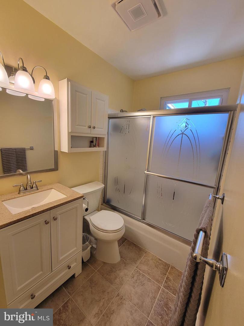 103 California Trl Property Photo 23