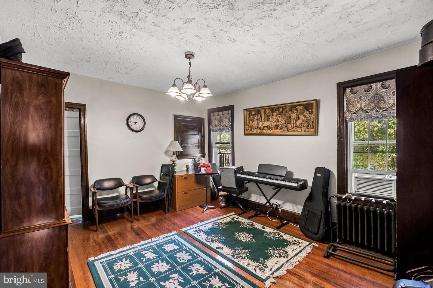 329 Cinnaminson Ave Property Photo 28